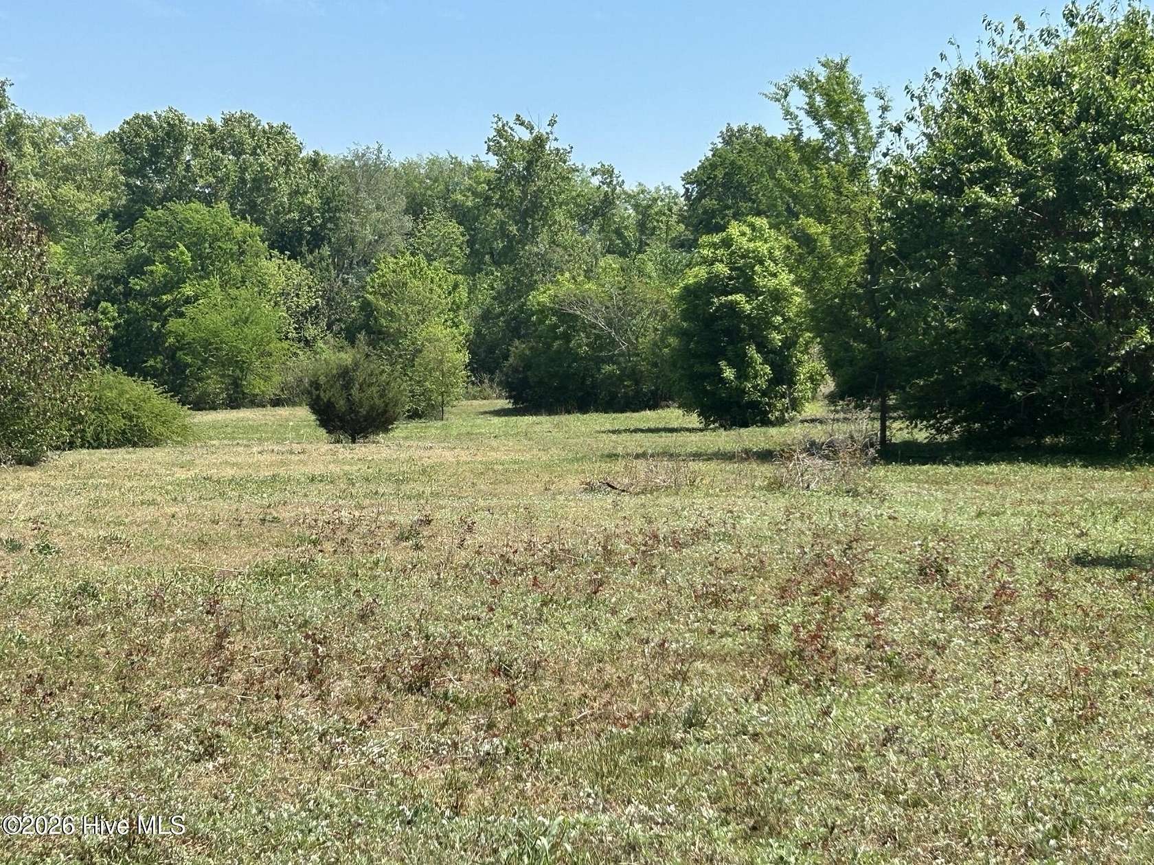 11 Acres of Commercial Land for Sale in Laurinburg, North Carolina