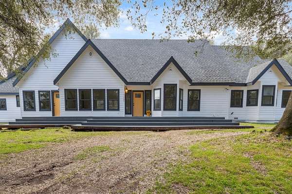 2.74 Acres of Land with Home for Sale in Coarsegold, California