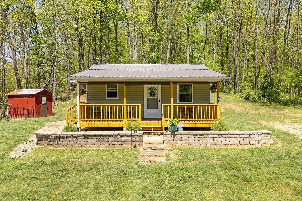 28 Acres of Recreational Land with Home for Sale in Ceres, Virginia