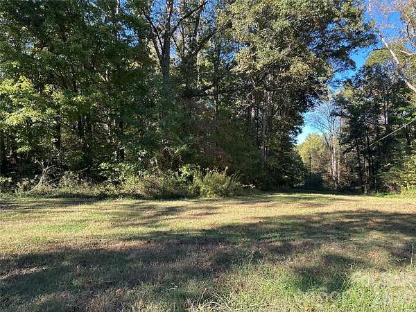 1 Acre of Residential Land for Sale in Yadkinville, North Carolina