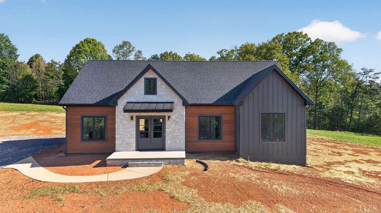 2.18 Acres of Land with Home for Sale in Appomattox, Virginia