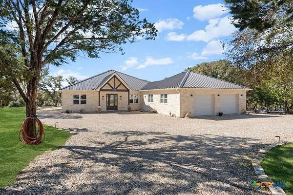 4.35 Acres of Land with Home for Sale in Temple, Texas