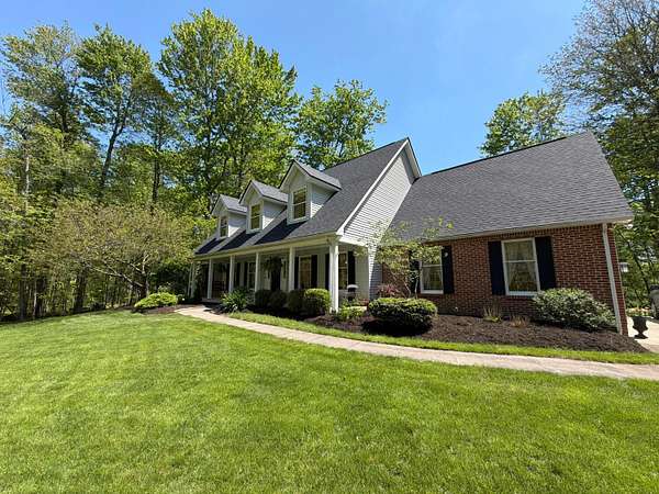 4.19 Acres of Land with Home for Sale in Johnstown, Ohio