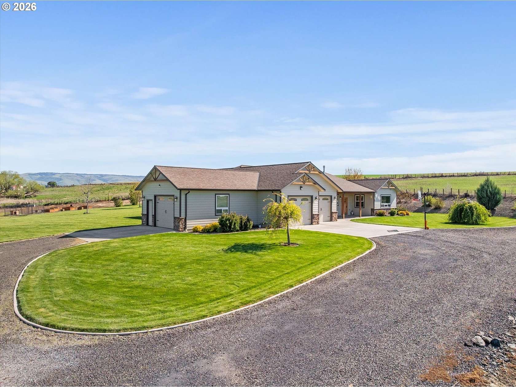 3.65 Acres of Land with Home for Sale in Adams, Oregon