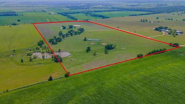 33.1 Acres of Agricultural Land with Home for Sale in Burlington, Texas