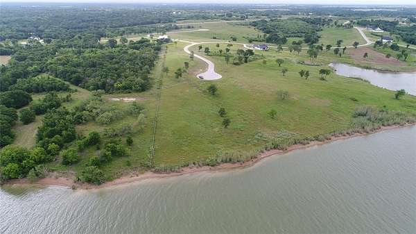 1.44 Acres of Residential Land for Sale in Corsicana, Texas