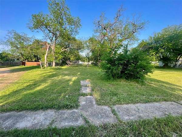 0.2 Acres of Land for Sale in Gainesville, Texas