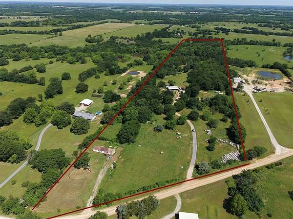 21.3 Acres of Recreational Land with Home for Sale in Whitewright, Texas