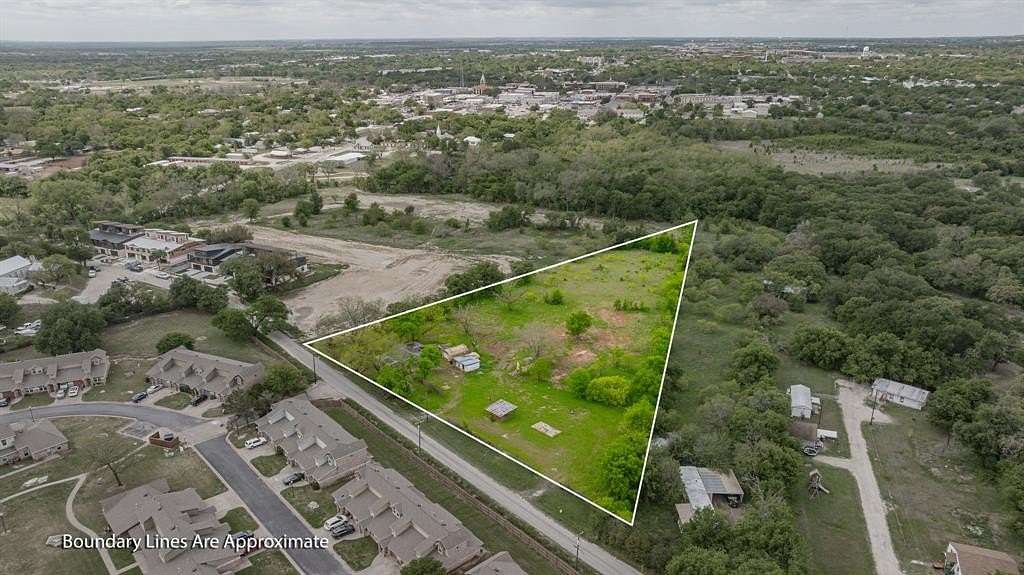 3.5 Acres of Residential Land for Sale in Stephenville, Texas