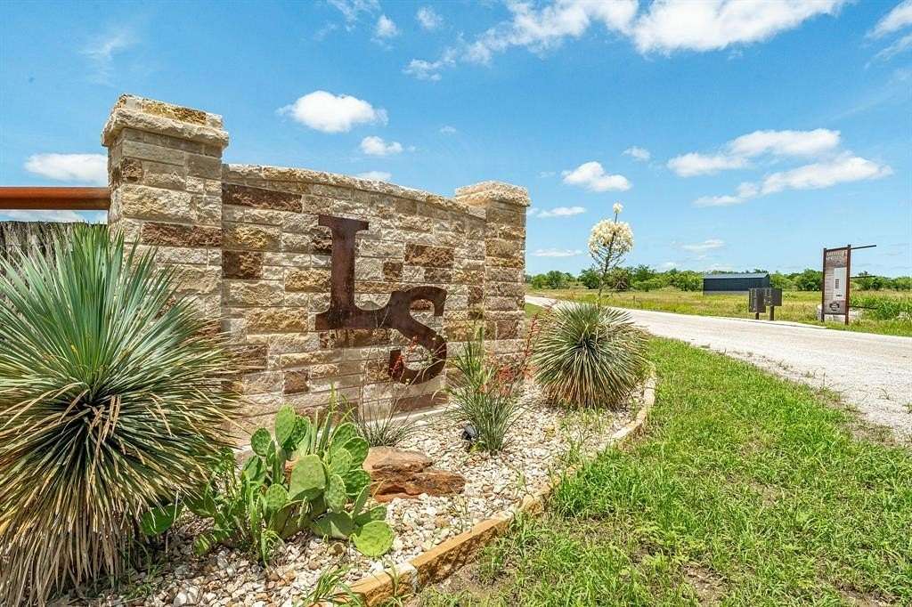 5 Acres of Residential Land for Sale in Perrin, Texas