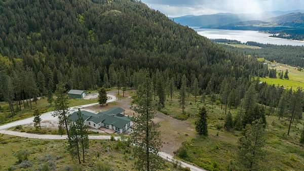 23.3 Acres of Land with Home for Sale in Kettle Falls, Washington