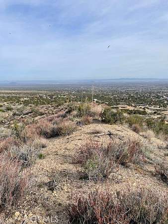 20.2 Acres of Land for Sale in Piñon Hills, California