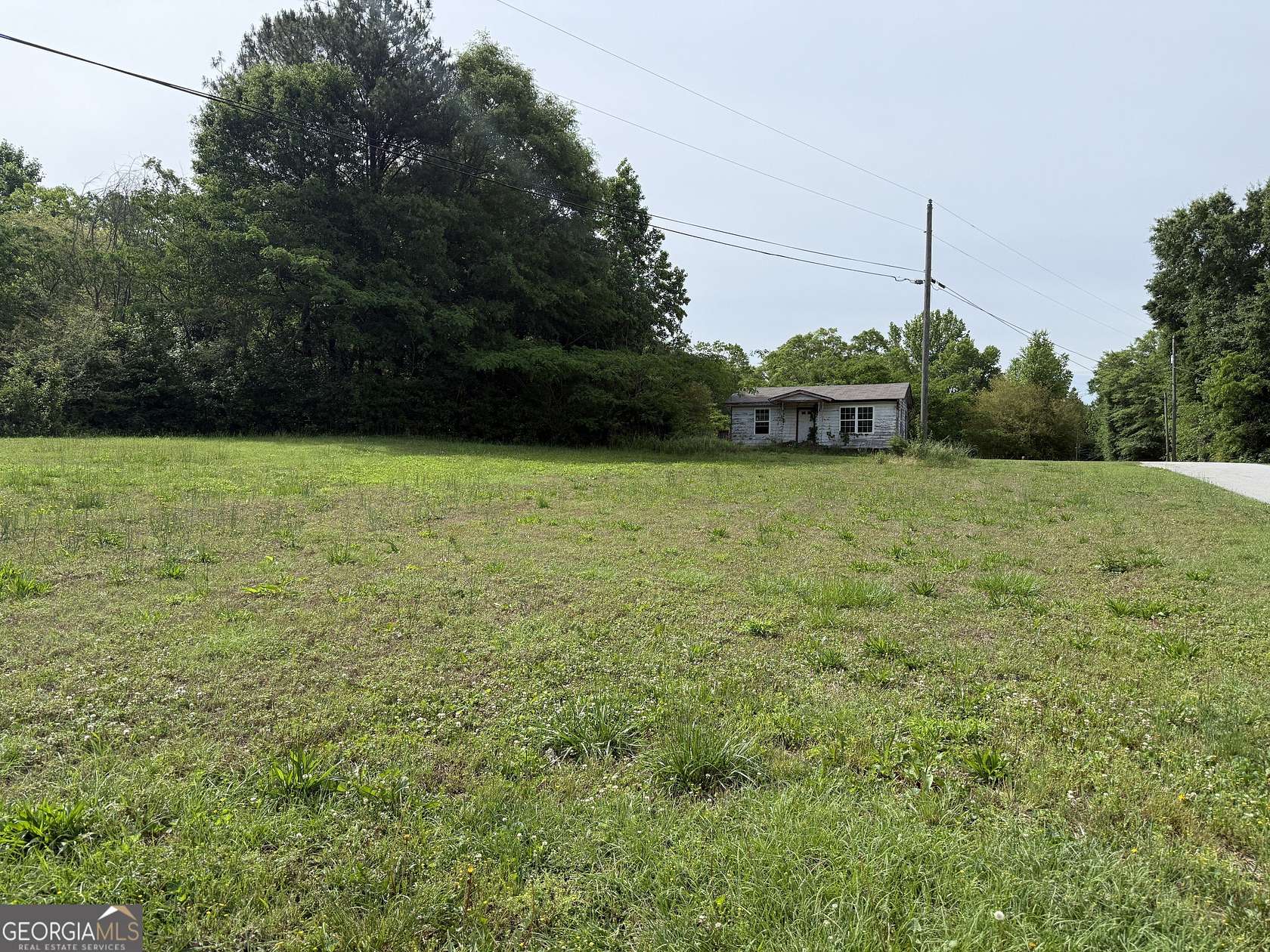 15.7 Acres of Mixed-Use Land for Sale in Newnan, Georgia