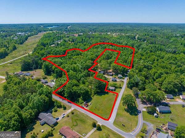 15.7 Acres of Mixed-Use Land for Sale in Newnan, Georgia