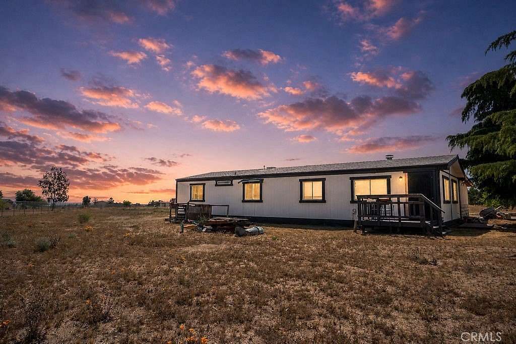 2.53 Acres of Land with Home for Sale in Lancaster, California