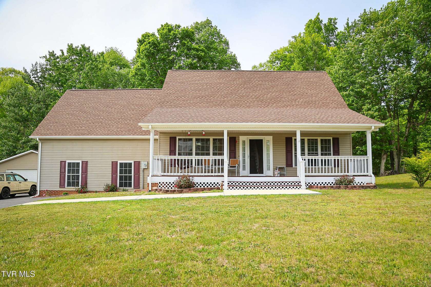 1.6 Acres of Land with Home for Sale in Meadowview, Virginia