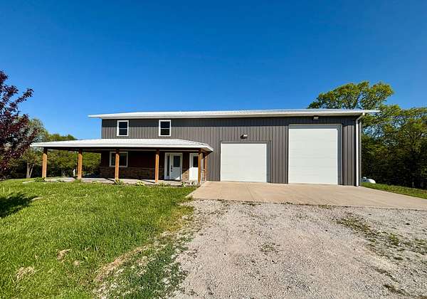 7 Acres of Land with Home for Sale in Farmington, Iowa