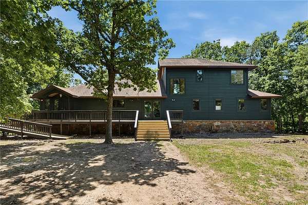 10 Acres of Land with Home for Sale in Eureka Springs, Arkansas