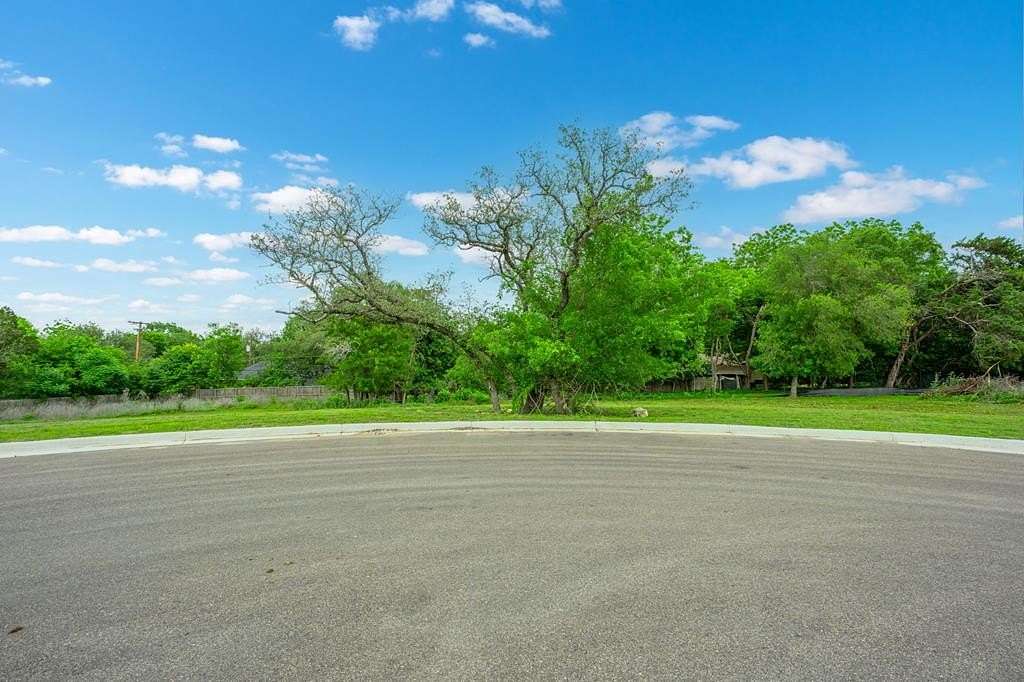 0.59 Acres of Residential Land for Sale in Kerrville, Texas