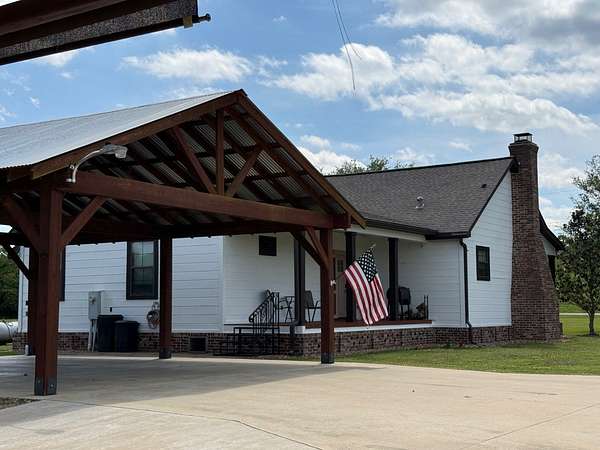 4.82 Acres of Land with Home for Sale in Marksville, Louisiana