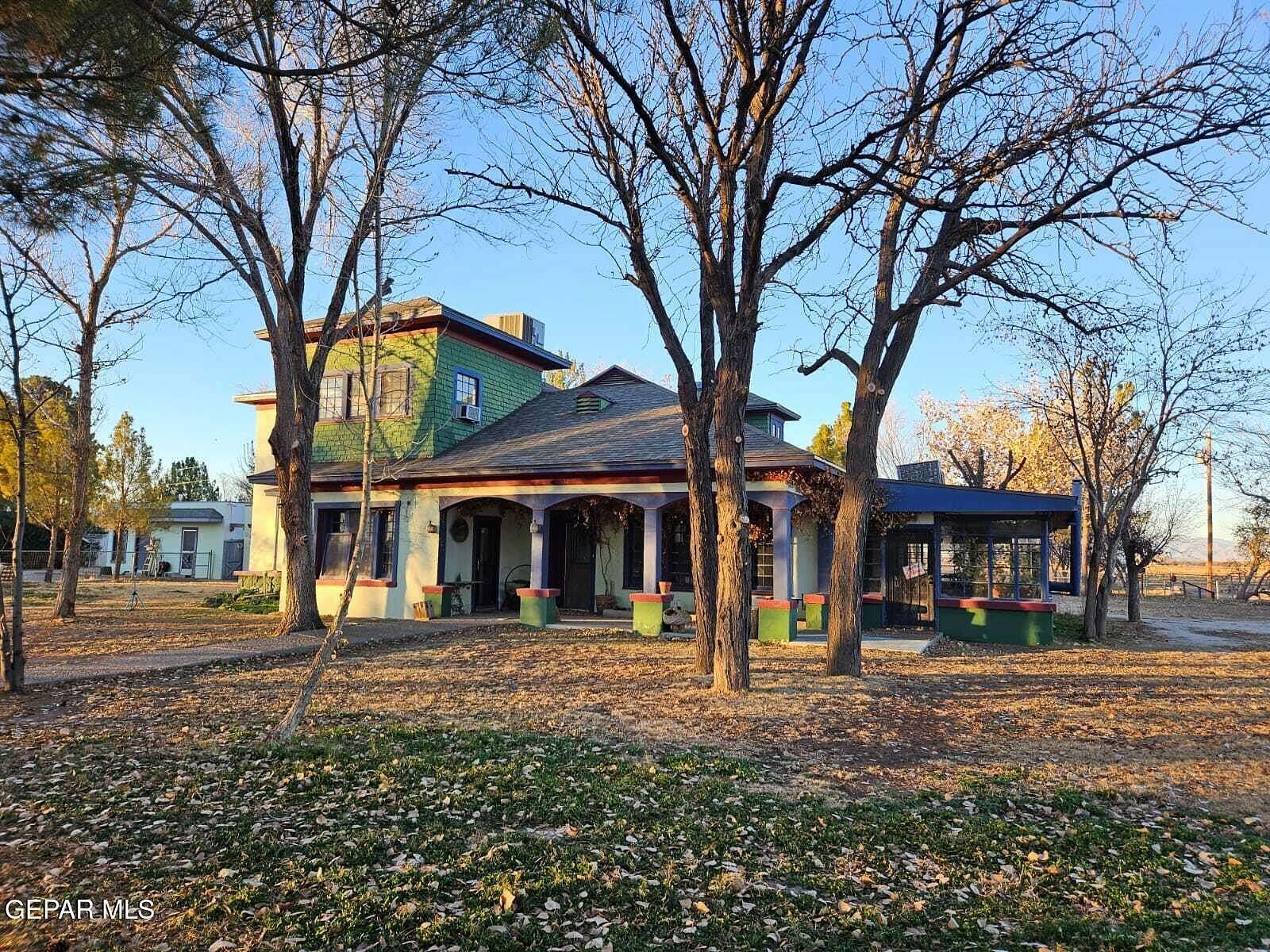 1.5 Acres of Land with Home for Sale in Anthony, New Mexico