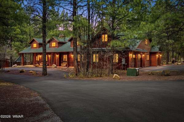 1.82 Acres of Land with Home for Sale in Pinetop, Arizona