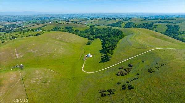 111 Acres of Land with Home for Sale in Templeton, California