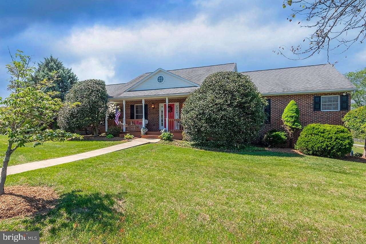 6.4 Acres of Land with Home for Sale in Amissville, Virginia