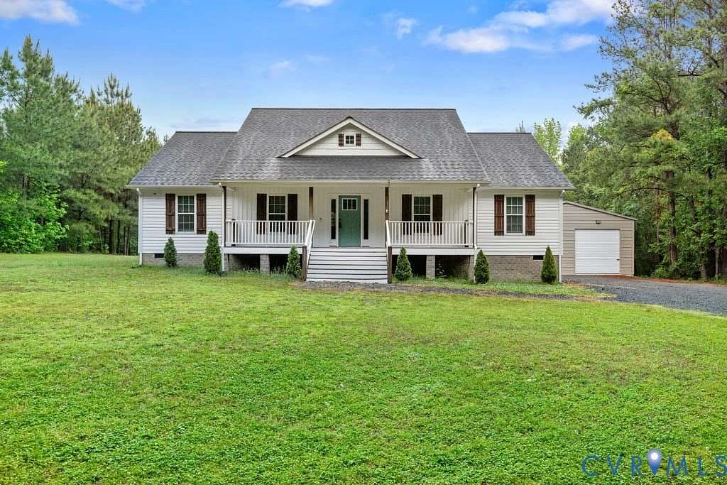3.47 Acres of Land with Home for Sale in Petersburg, Virginia