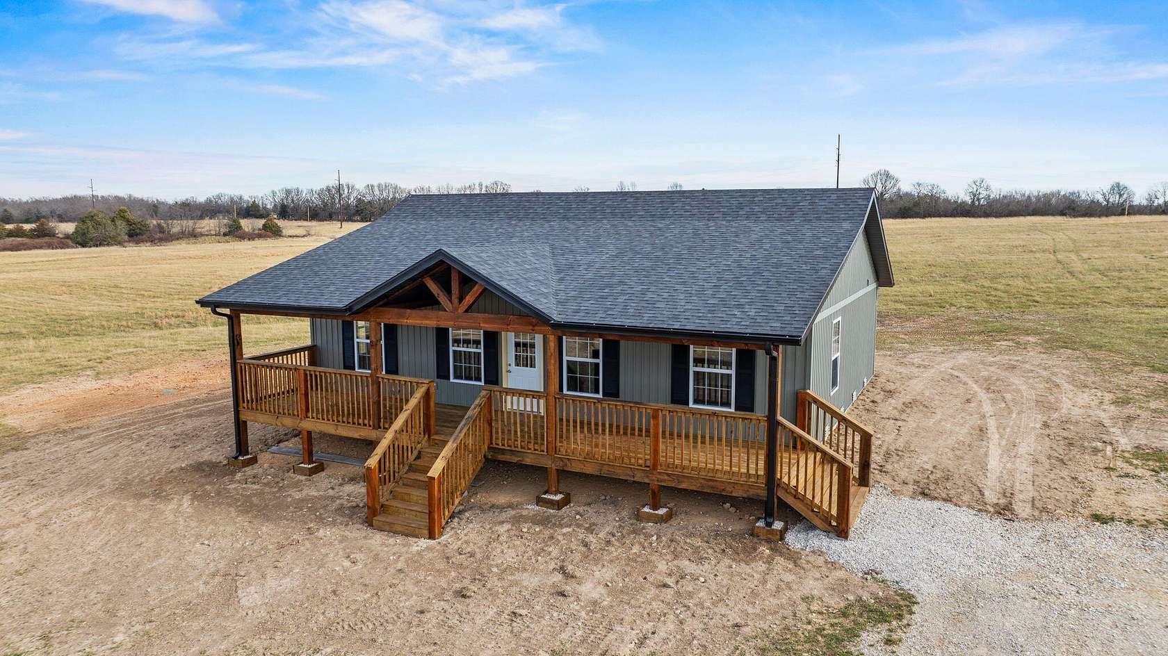 3.1 Acres of Land with Home for Sale in Marshfield, Missouri