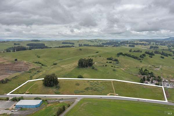13.8 Acres of Land for Sale in Cotati, California