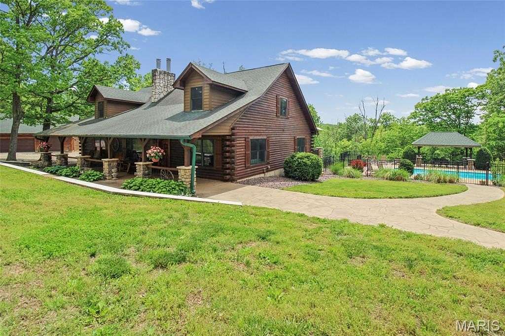 14 Acres of Land with Home for Sale in Richwoods, Missouri