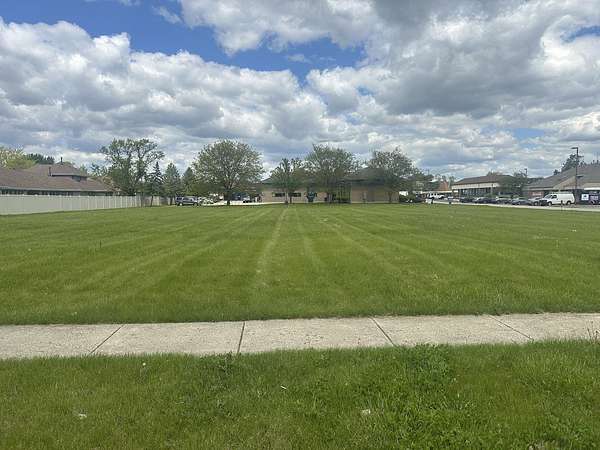 1 Acre of Commercial Land for Sale in Oswego, Illinois