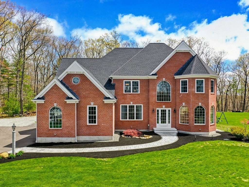 4 Acres of Land with Home for Sale in Wrentham, Massachusetts