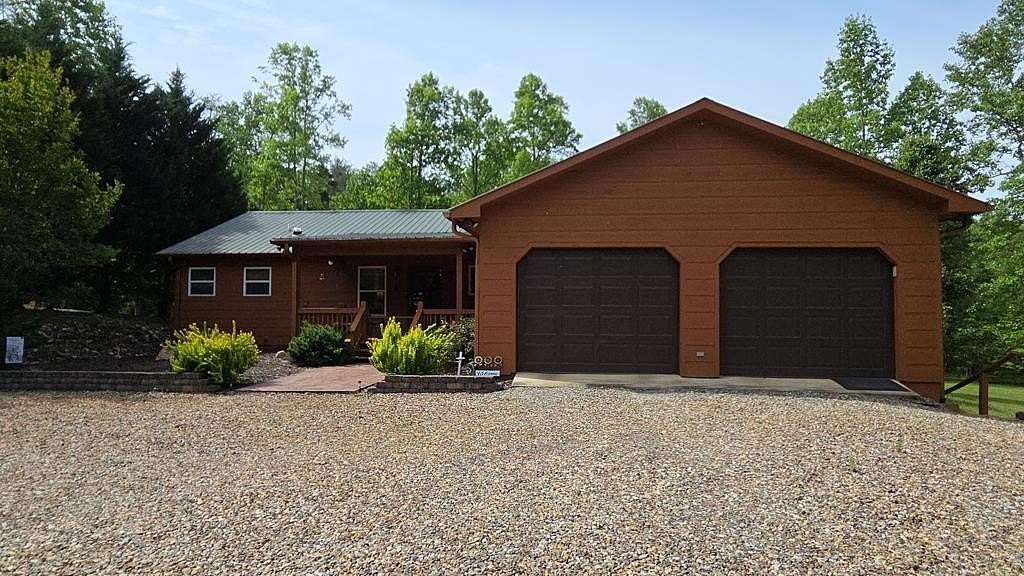 2.13 Acres of Land with Home for Sale in Blairsville, Georgia