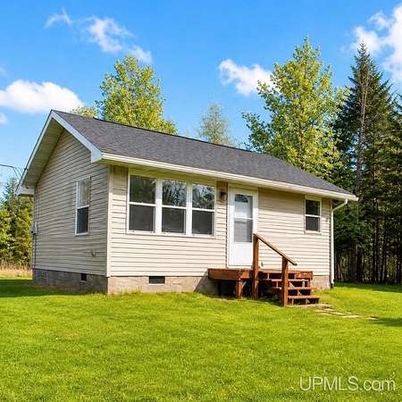 20 Acres of Recreational Land with Home for Sale in Rapid River, Michigan