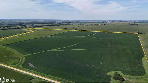 163 Acres of Agricultural Land for Sale in Kirkland, Illinois