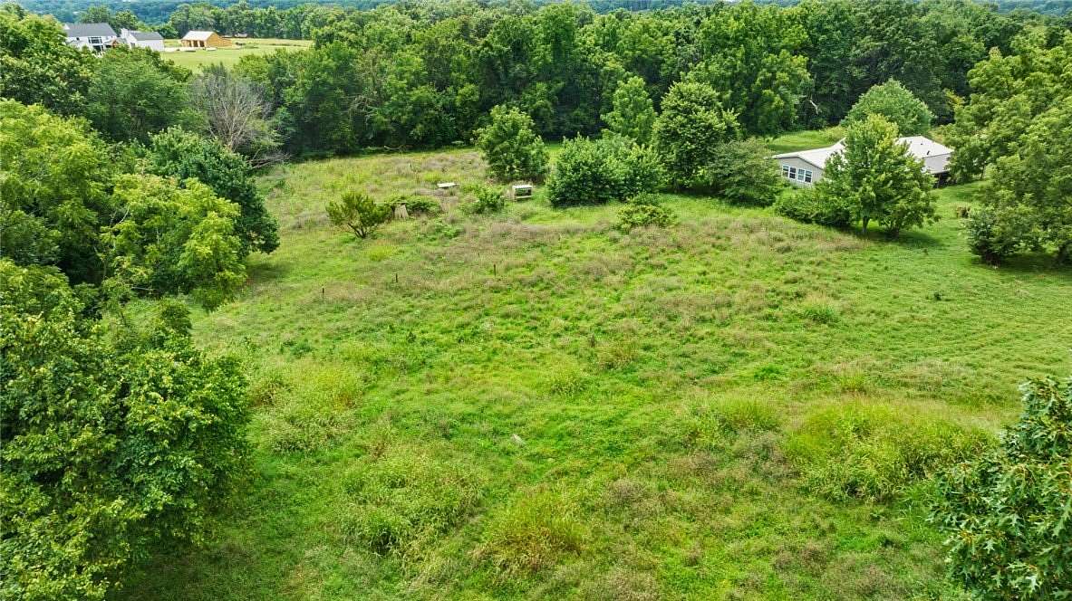 1 Acre of Residential Land for Sale in Cave Springs, Arkansas