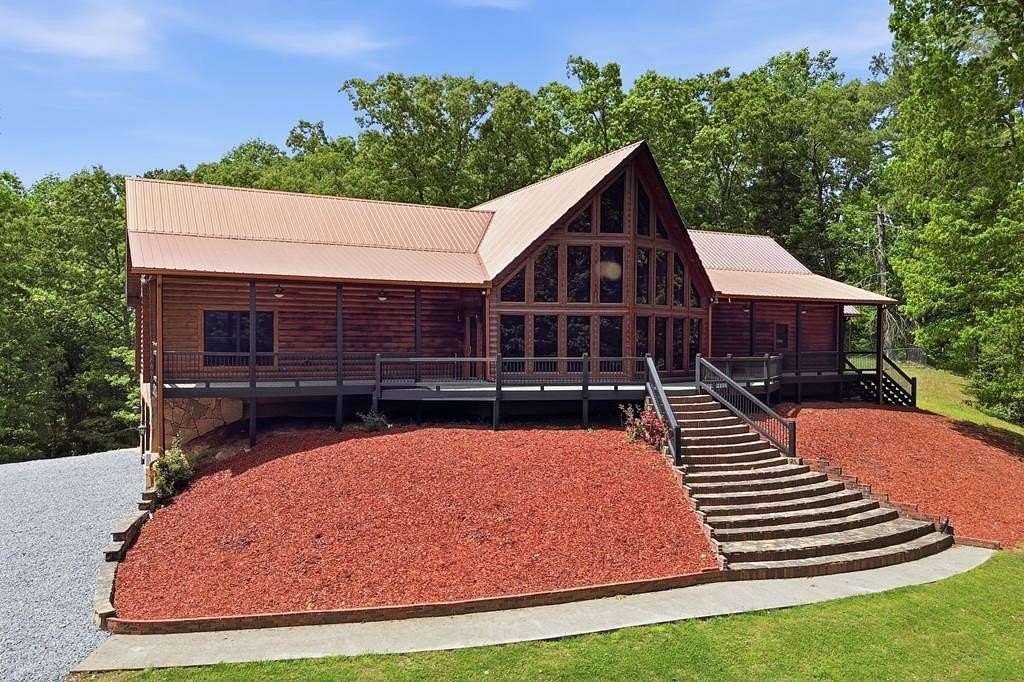 3 Acres of Land with Home for Sale in Ellijay, Georgia