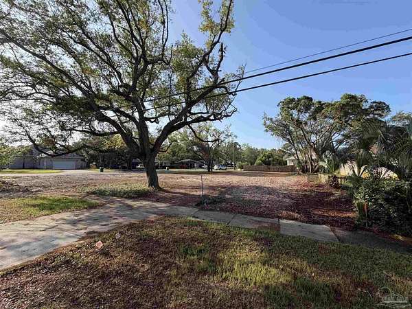 0.3 Acres of Residential Land for Sale in Gulf Breeze, Florida