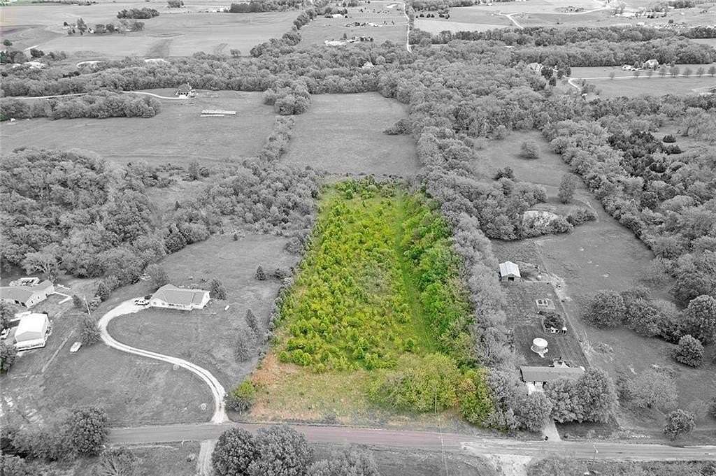5 Acres of Residential Land for Sale in Buckner, Missouri
