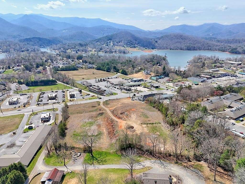 5 Acres of Mixed-Use Land for Sale in Hiawassee, Georgia