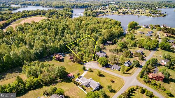 0.92 Acres of Residential Land for Sale in Mineral, Virginia