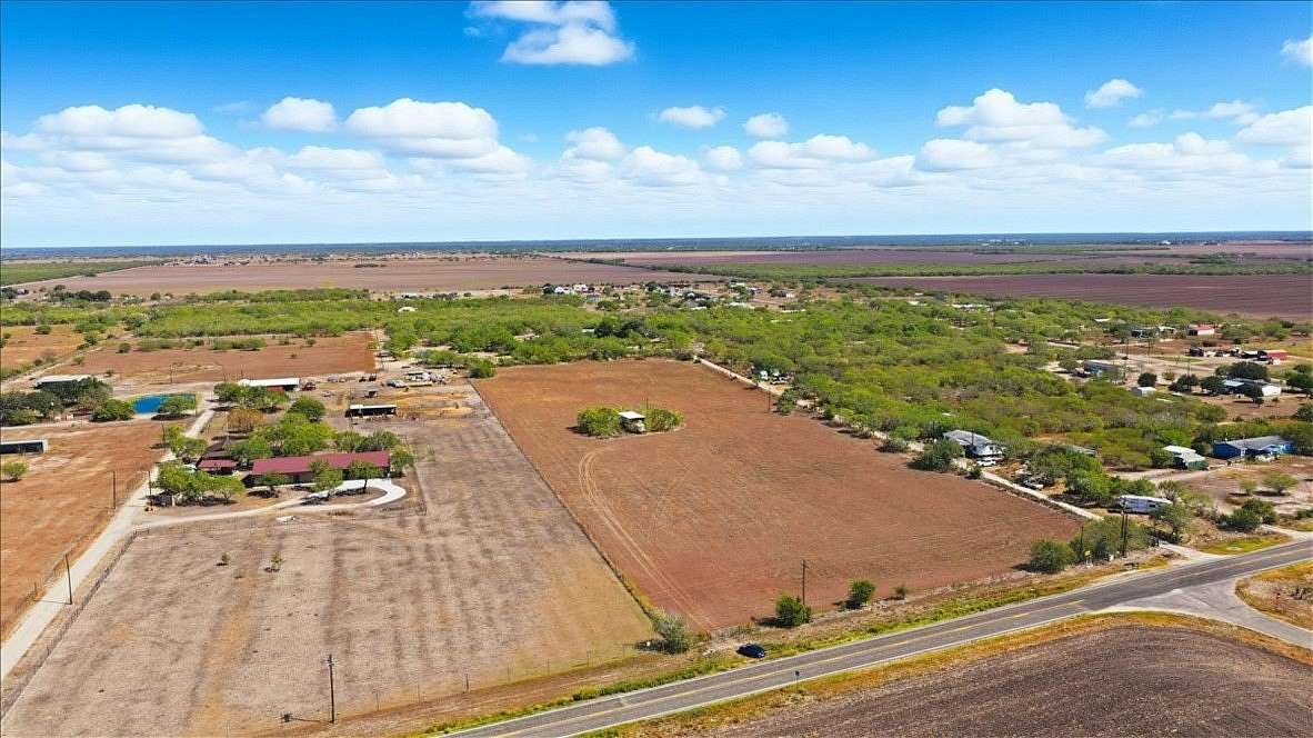 8.74 Acres of Residential Land for Sale in Robstown, Texas