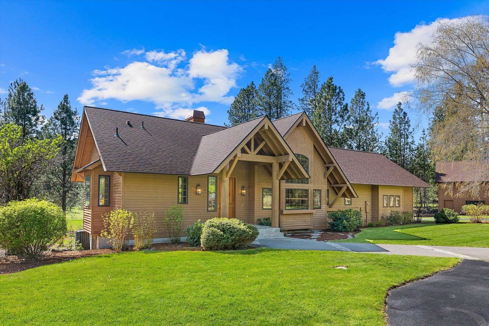 12.4 Acres of Land with Home for Sale in Nine Mile Falls, Washington