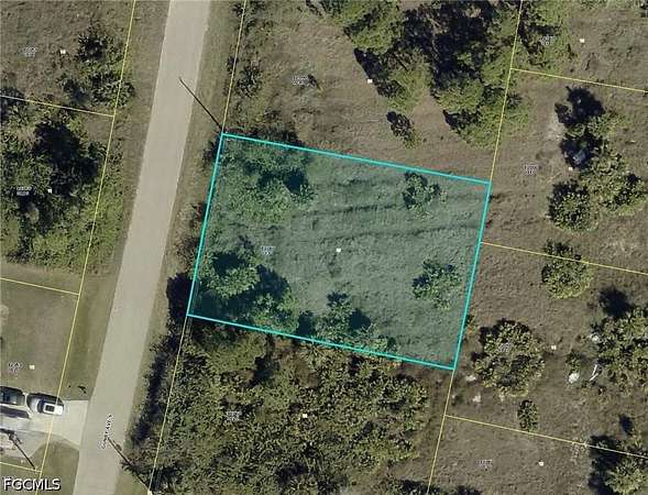 0.25 Acres of Land for Sale in Lehigh Acres, Florida