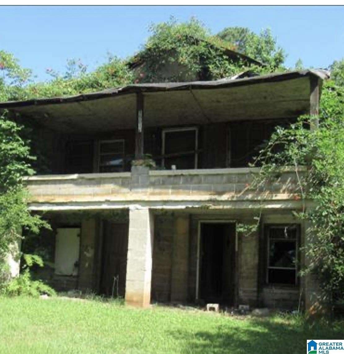 4.8 Acres of Land with Home for Sale in Hobson City, Alabama