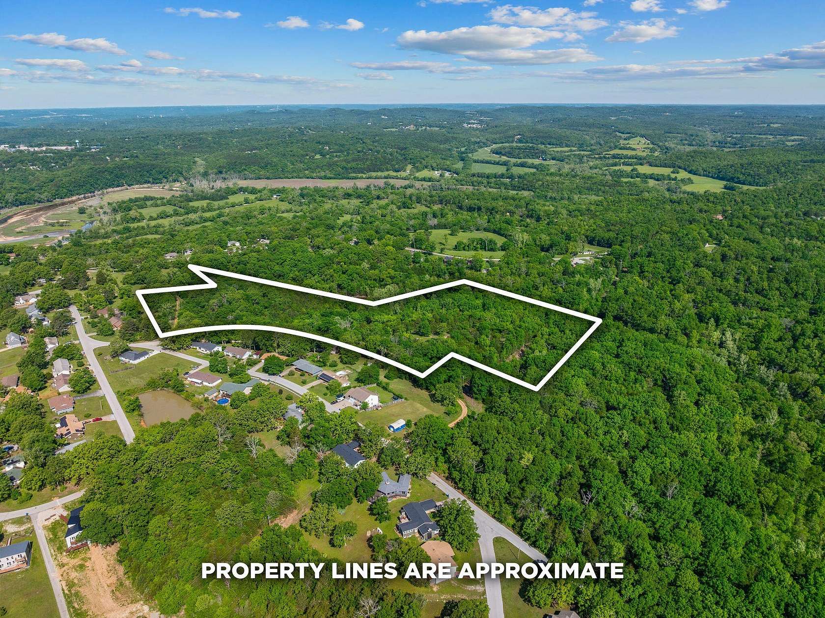17 Acres of Recreational & Residential Land for Sale in Forsyth, Missouri