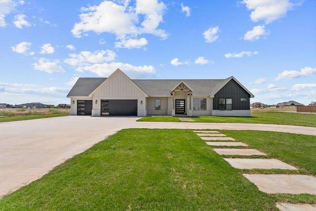 1.53 Acres of Land with Home for Sale in Midland, Texas