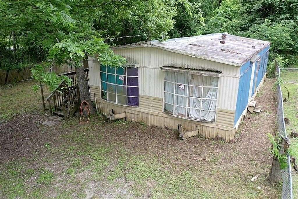 0.28 Acres of Residential Land for Sale in Huntsville, Texas